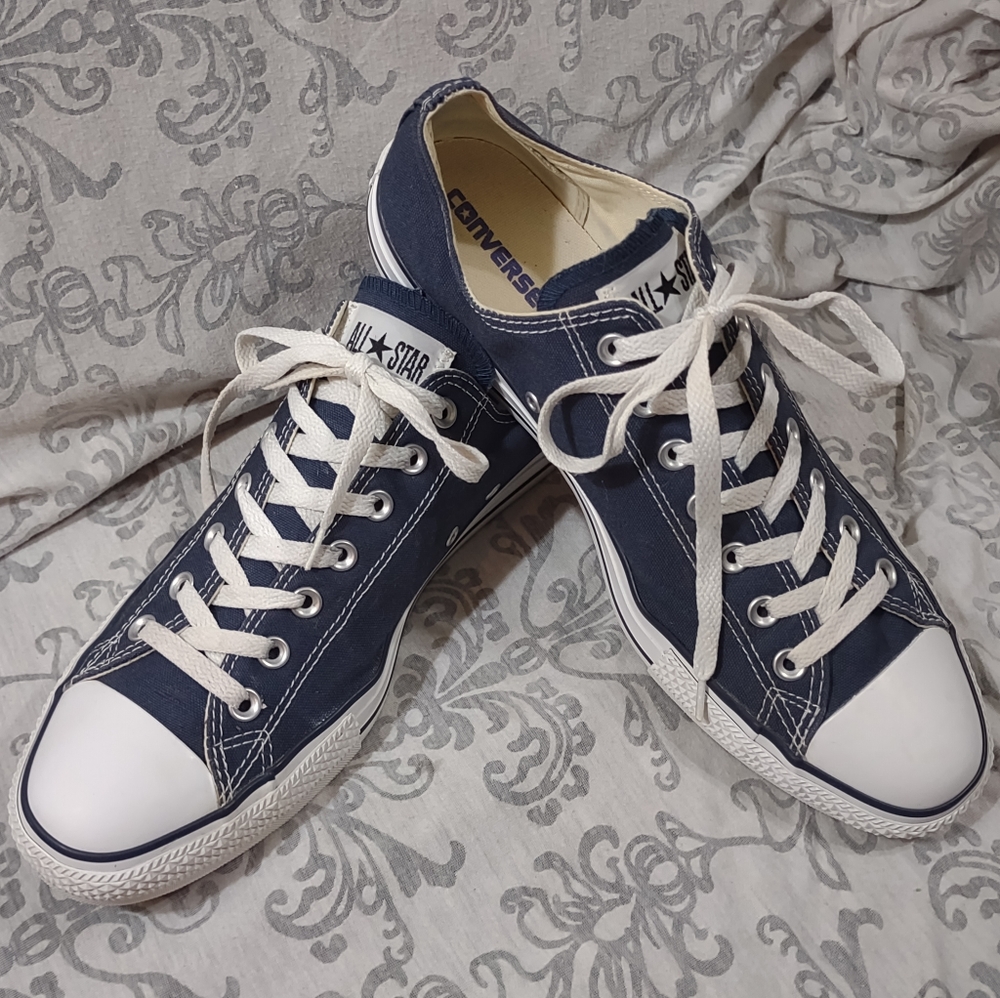 Converse Chuck Taylors Low Top Blue Sz 12